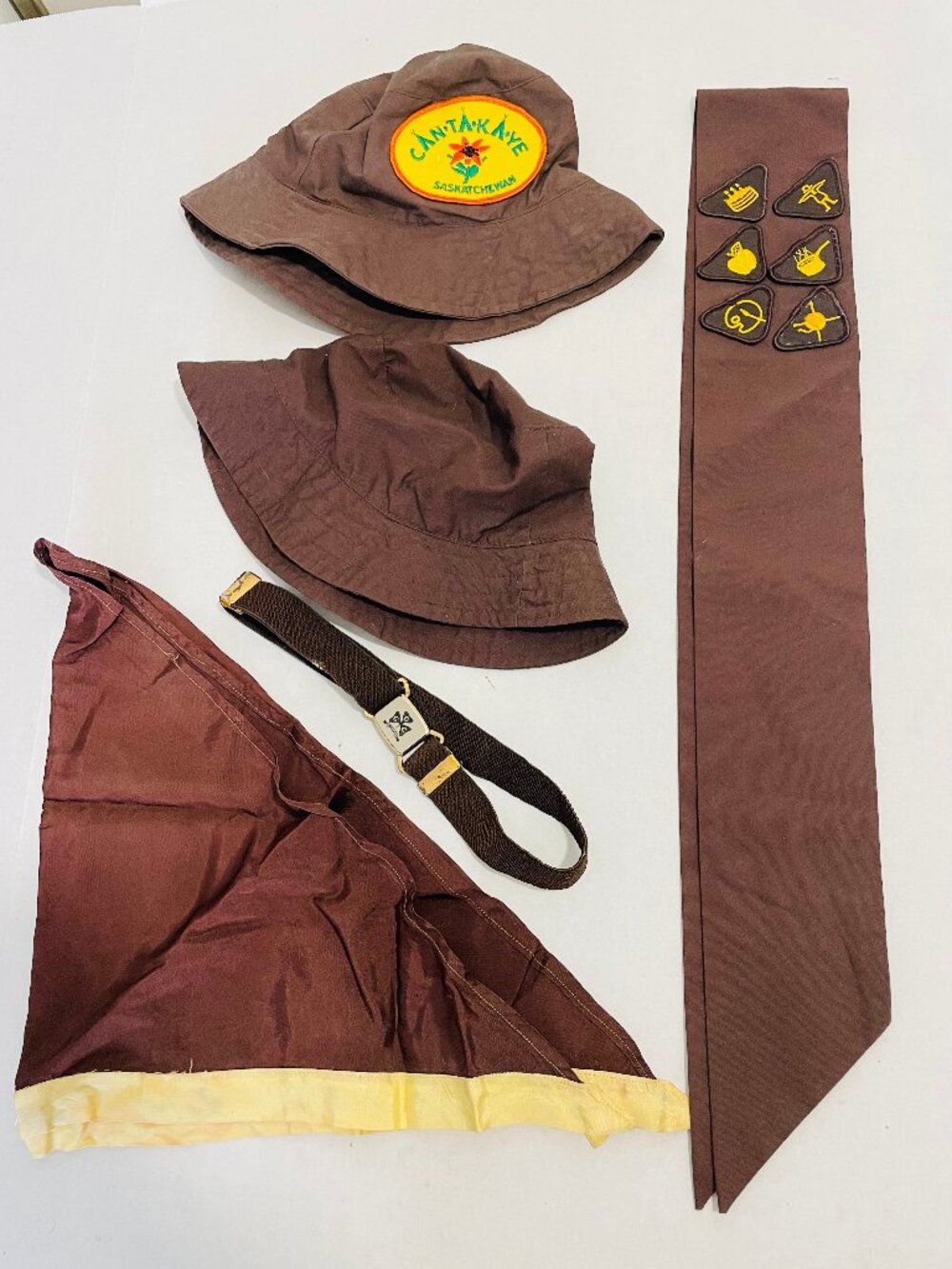 Vintage GIRL GUIDE CANADA  BROWNIE Uniform Pieces
